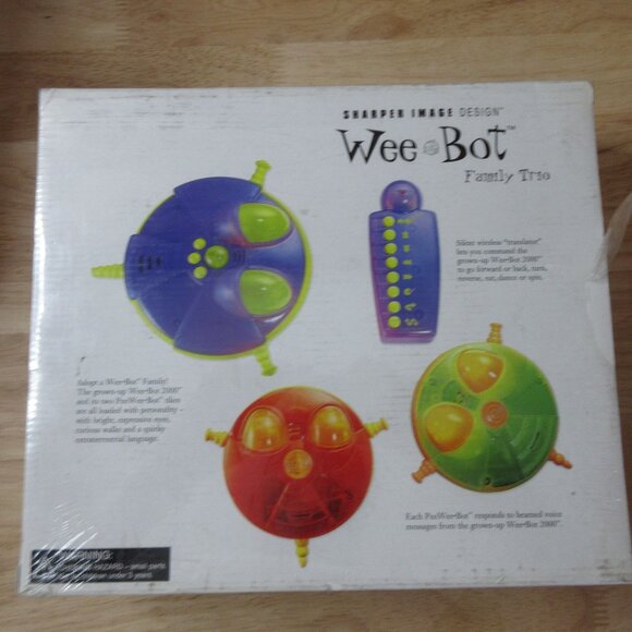 Sharper Image Design WEE BOT Family Trio 3 Robots - Wireless Translator - SEALED - Picture 5 of 9